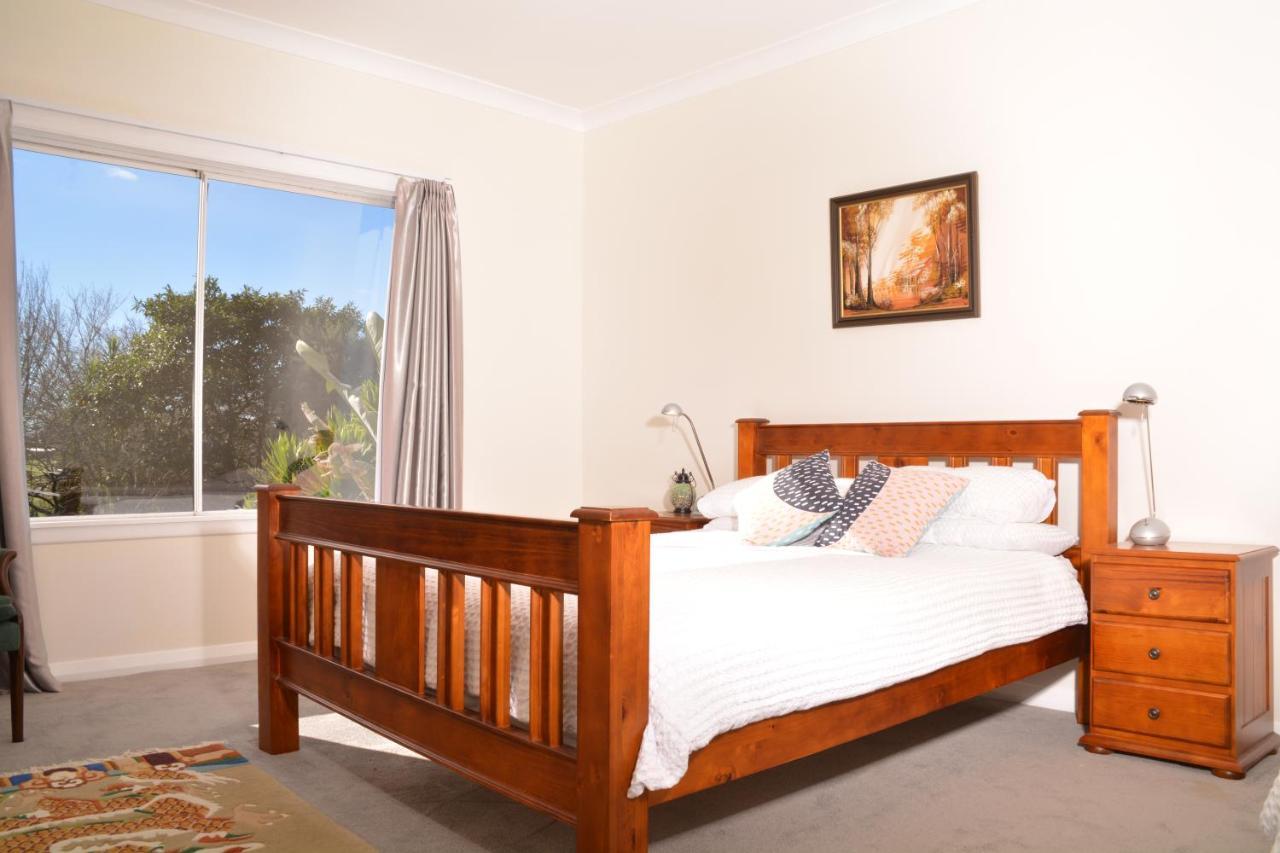English Cherry Tree Manor Tamahere Exterior photo