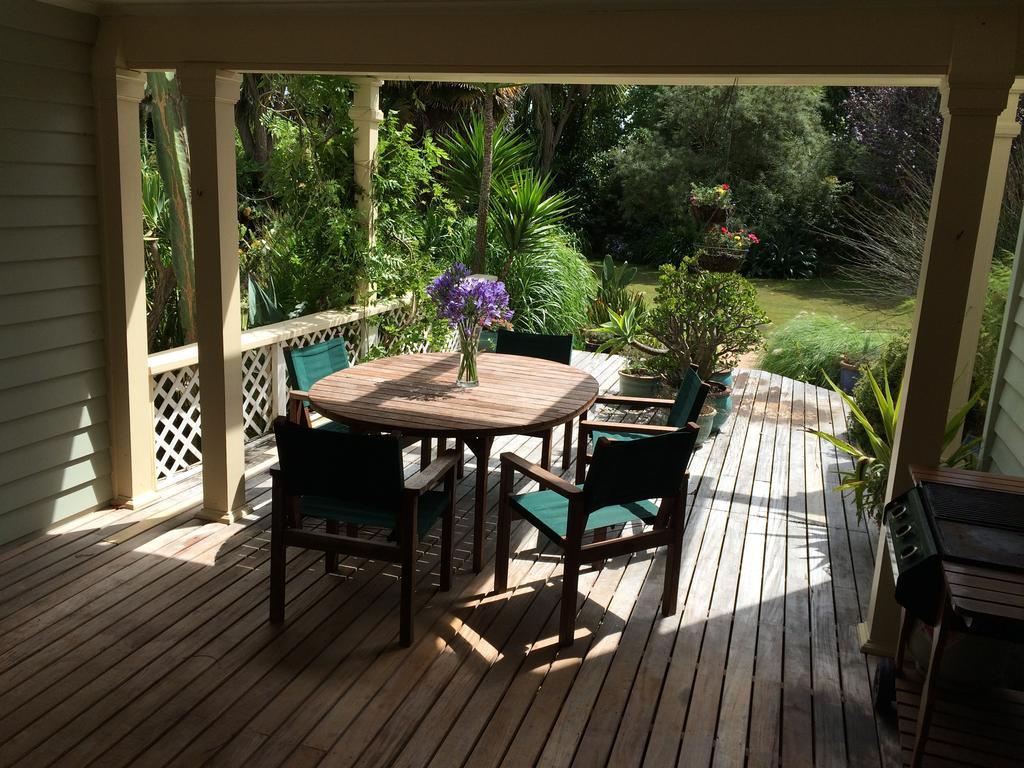 English Cherry Tree Manor Tamahere Exterior photo
